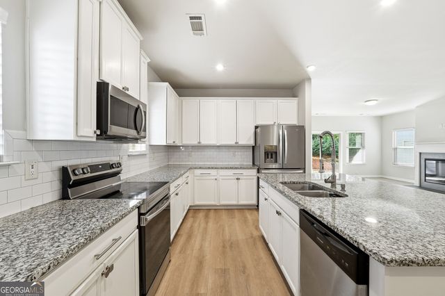 2779 Morgan Spring Trail, Buford, GA 30518