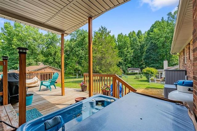 4662 Pineview Drive, Trinity, NC 27370