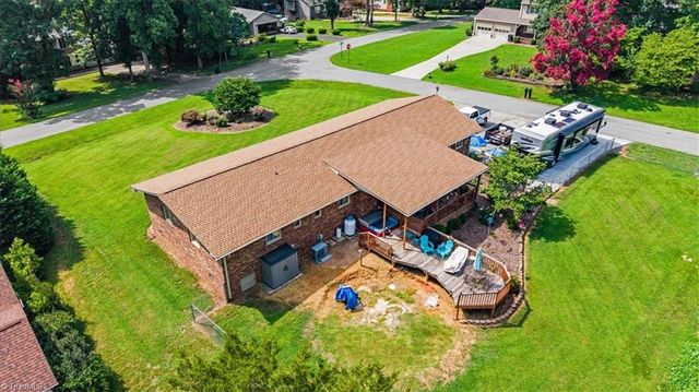 4662 Pineview Drive, Trinity, NC 27370