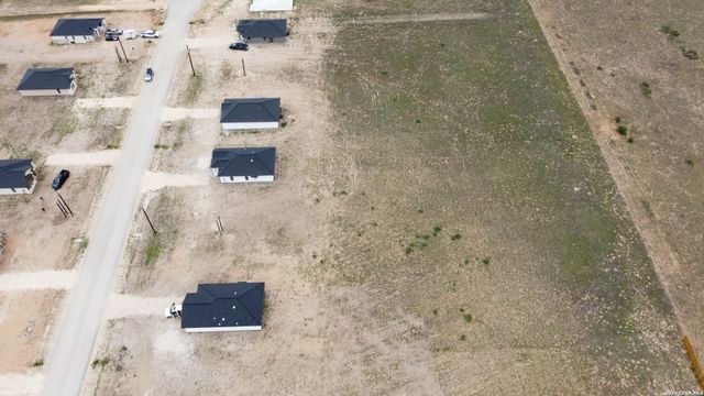 124 CAMINO VERDE CT, La Vernia, TX 78121