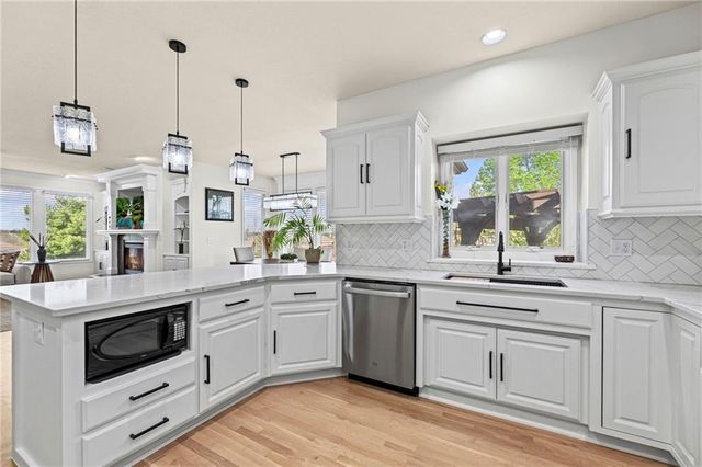 25380 W 149th Court, Olathe, KS 66061