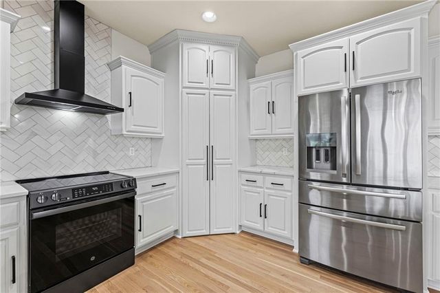 25380 W 149th Court, Olathe, KS 66061