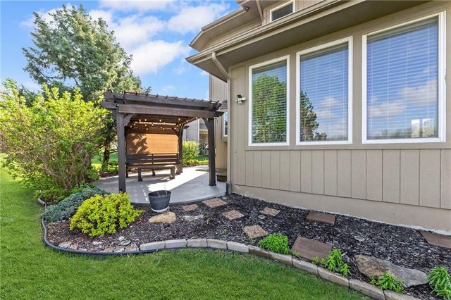 25380 W 149th Court, Olathe, KS 66061