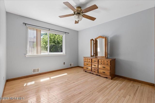 107 Bowne Court 35, Matawan, NJ 07747
