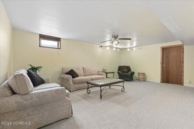107 Bowne Court 35, Matawan, NJ 07747