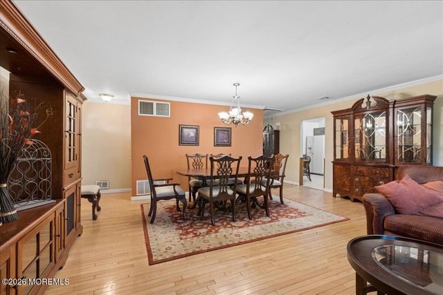 107 Bowne Court 35, Matawan, NJ 07747