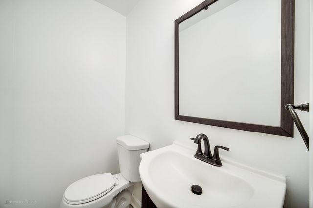 946 Harvard Lane, Matteson, IL 60443