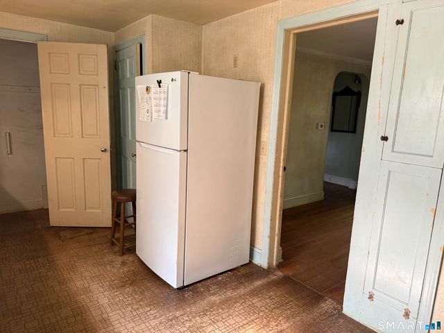 2 Ballfall Road, Middlefield, CT 06481