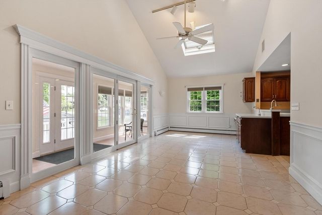 305 High St Ext, Lancaster, MA 01523