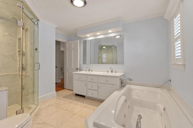 305 High St Ext, Lancaster, MA 01523