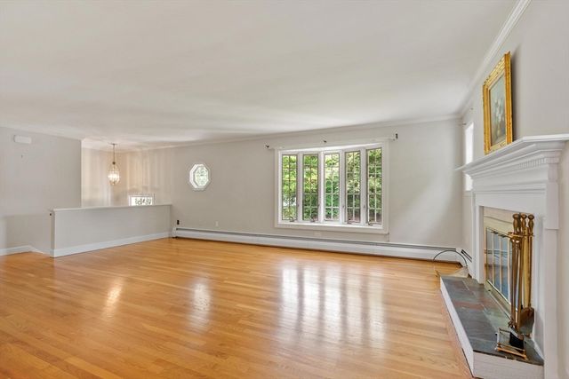305 High St Ext, Lancaster, MA 01523