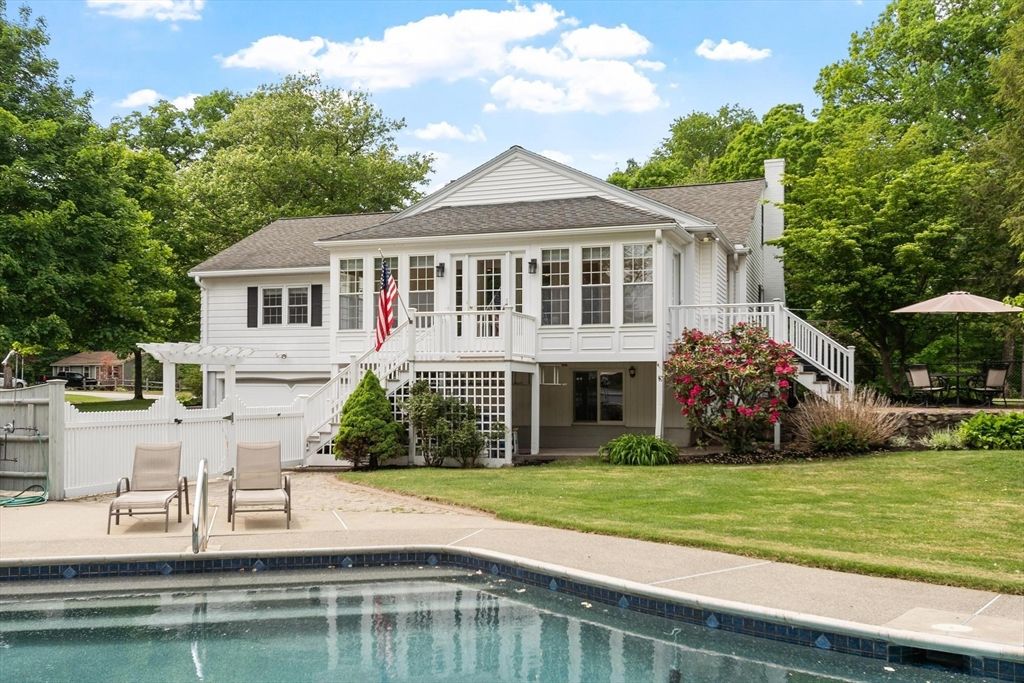 305 High St Ext, Lancaster, MA 01523