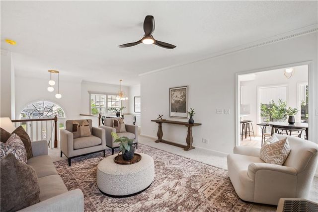 905 NW 112th Terrace, Kansas City, MO 64155