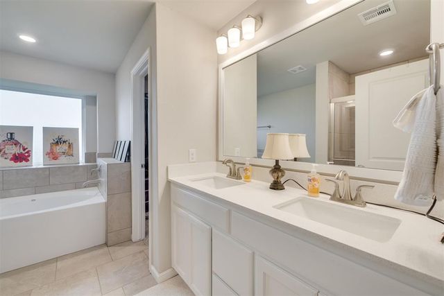 18024 Sunny Stone Court, Edmond, OK 73012