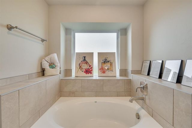 18024 Sunny Stone Court, Edmond, OK 73012