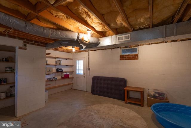 57 SWANN CT, Reedville, VA 22539