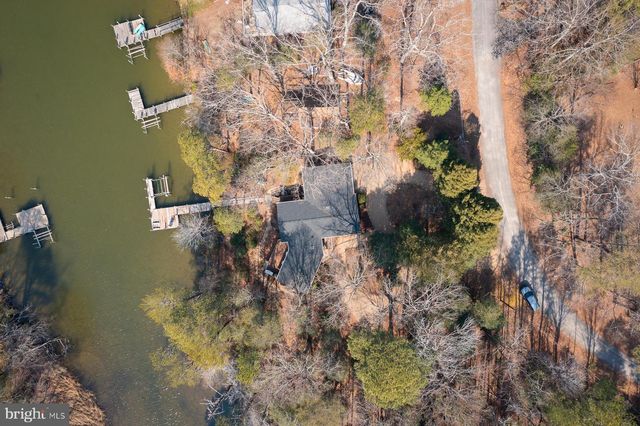 57 SWANN CT, Reedville, VA 22539