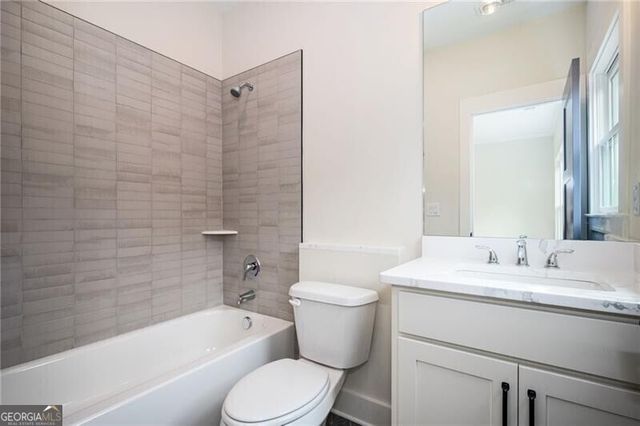 2476 St Martin Way, Monroe, GA 30656