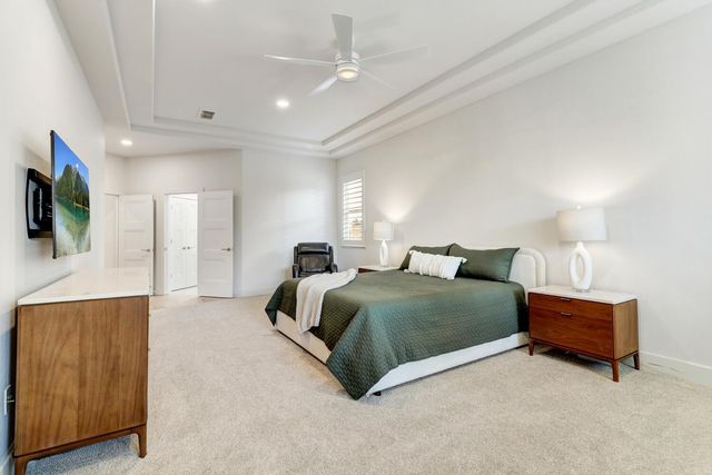 2701 Robinson Creek Ln, Elk Grove, CA 95758