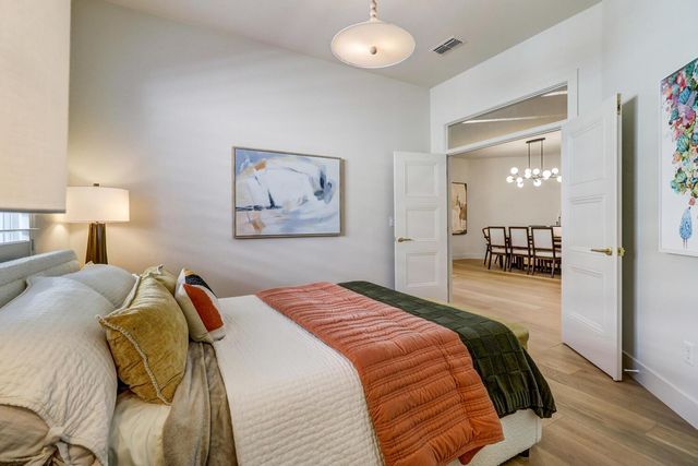 2701 Robinson Creek Ln, Elk Grove, CA 95758