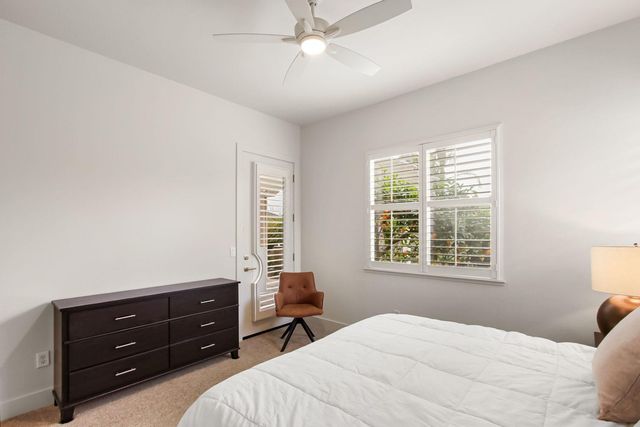 2701 Robinson Creek Ln, Elk Grove, CA 95758