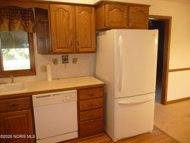 443 W College Avenue, 443, Pemberville, OH 43450