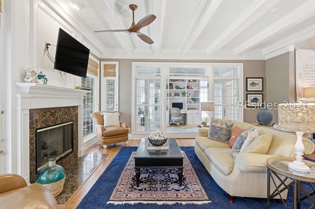 18 Forest Lake Dr, Daufuskie Island, SC 29915