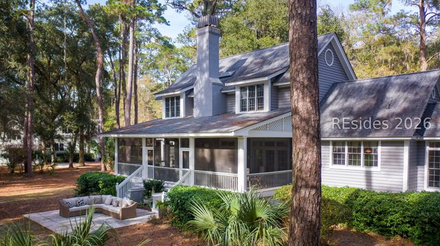18 Forest Lake Dr, Daufuskie Island, SC 29915