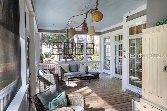 18 Forest Lake Dr, Daufuskie Island, SC 29915