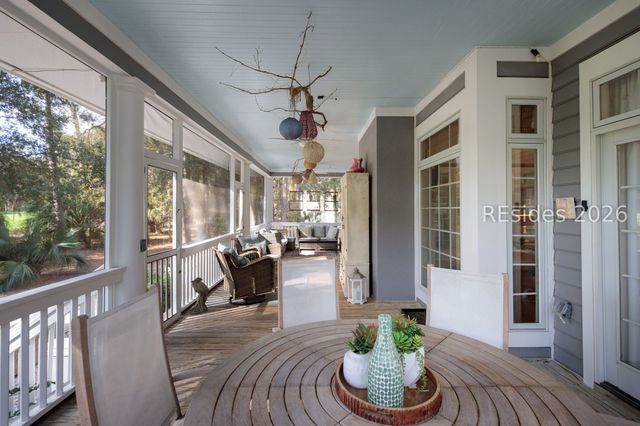 18 Forest Lake Dr, Daufuskie Island, SC 29915