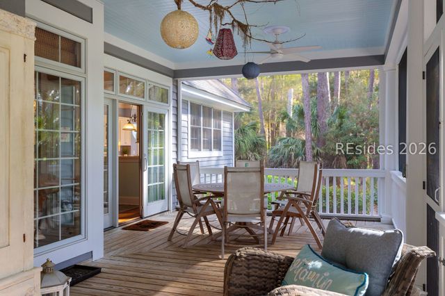 18 Forest Lake Dr, Daufuskie Island, SC 29915