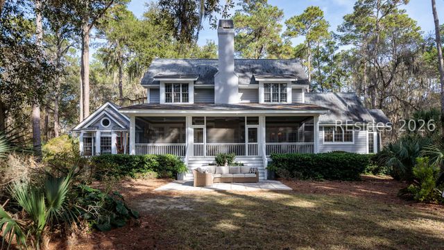 18 Forest Lake Dr, Daufuskie Island, SC 29915