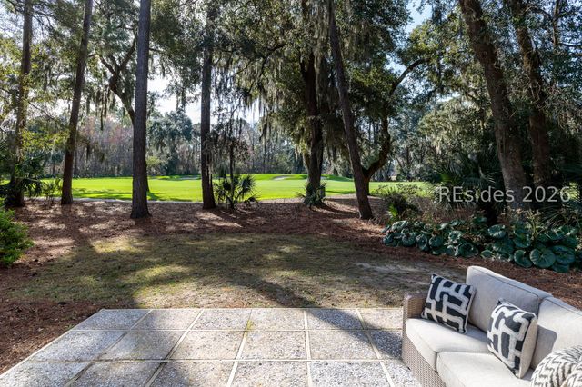 18 Forest Lake Dr, Daufuskie Island, SC 29915