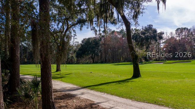 18 Forest Lake Dr, Daufuskie Island, SC 29915