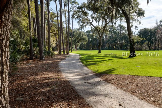 18 Forest Lake Dr, Daufuskie Island, SC 29915