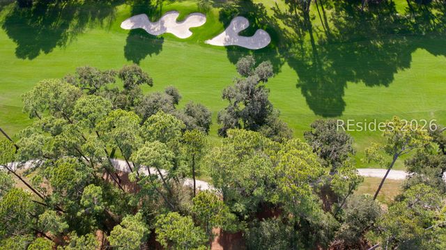 18 Forest Lake Dr, Daufuskie Island, SC 29915