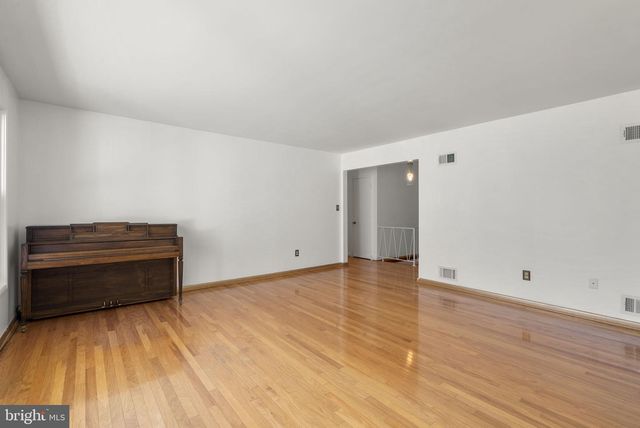 1749 VERBENA ST NW, Washington, DC 20012