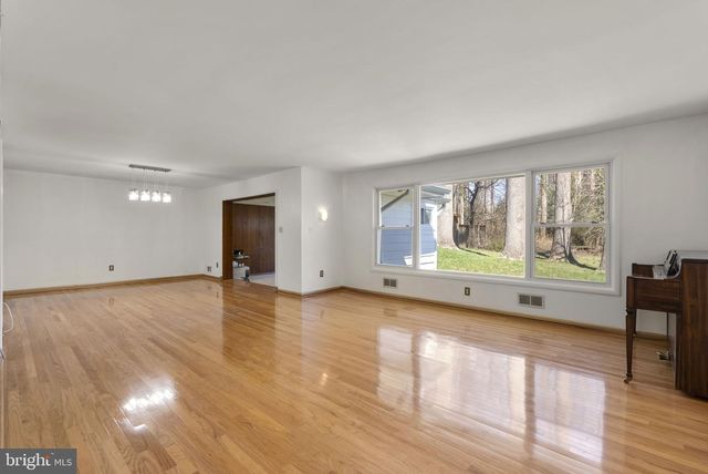 1749 VERBENA ST NW, Washington, DC 20012