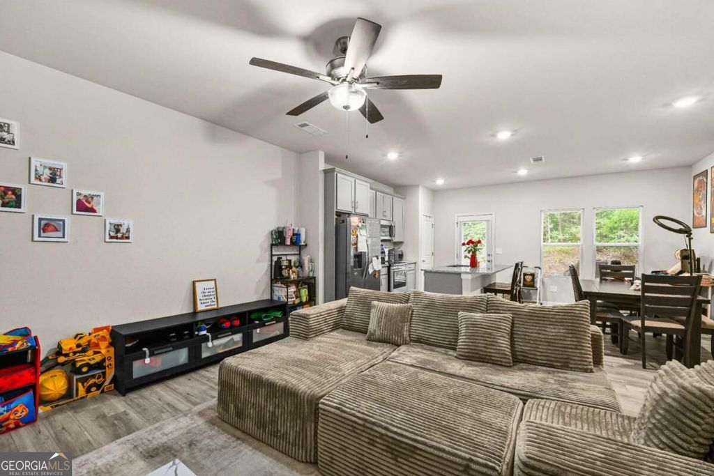 6317 Redan Square, Lithonia, GA 30058 — photo 5