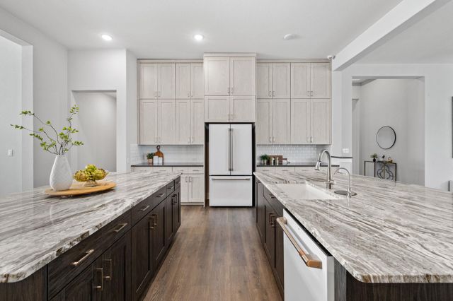 2332 Airport DR, Leander, TX 78641