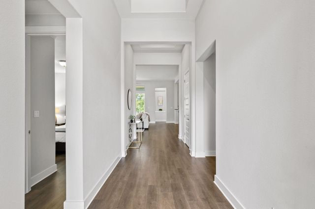 2332 Airport DR, Leander, TX 78641