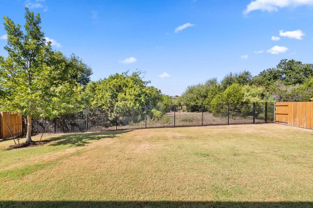 2332 Airport DR, Leander, TX 78641