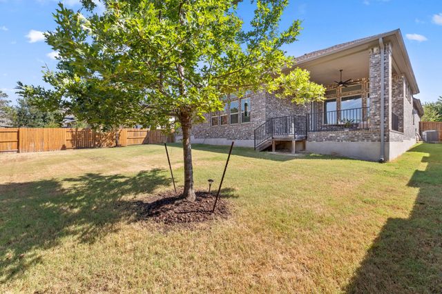 2332 Airport DR, Leander, TX 78641