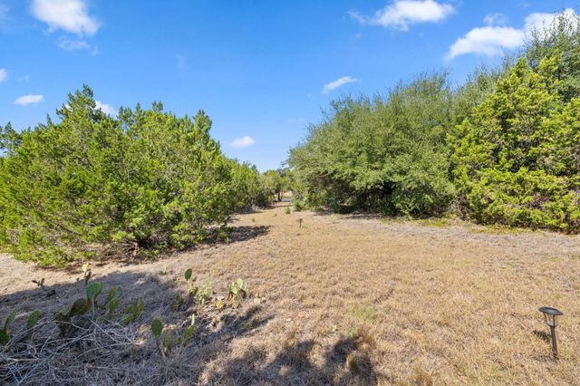 2332 Airport DR, Leander, TX 78641
