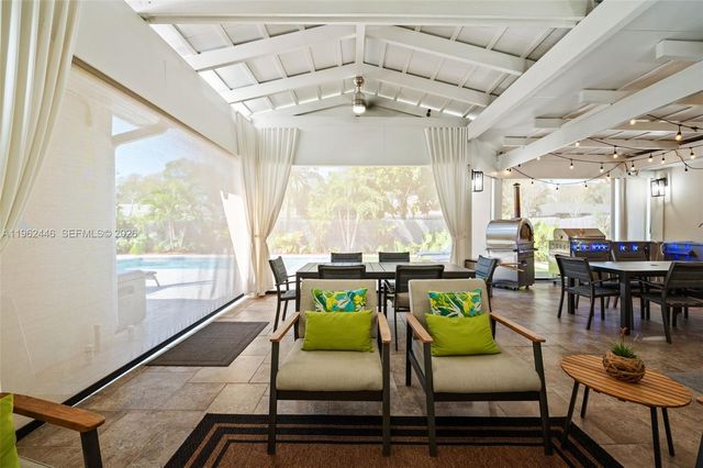 16140 Aberdeen Way, Miami Lakes, FL 33014