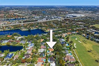 16140 Aberdeen Way, Miami Lakes, FL 33014