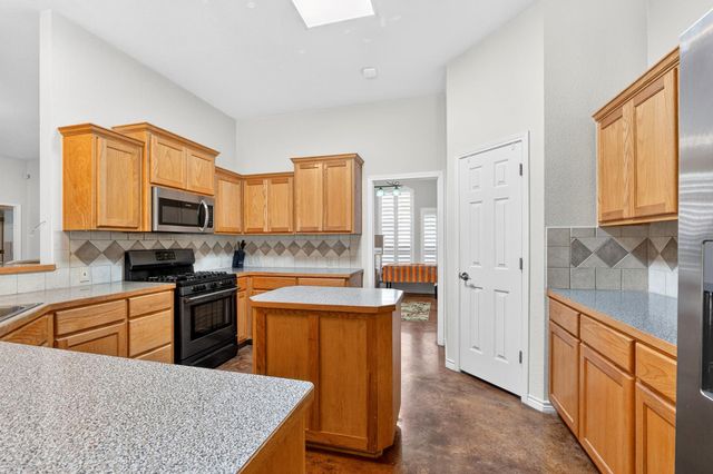 421 Sunset Ridge DR, Killeen, TX 76549