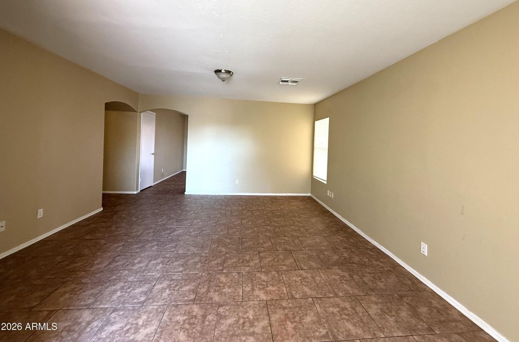 11246 W SELLS Drive, Phoenix, AZ 85037 — photo 2