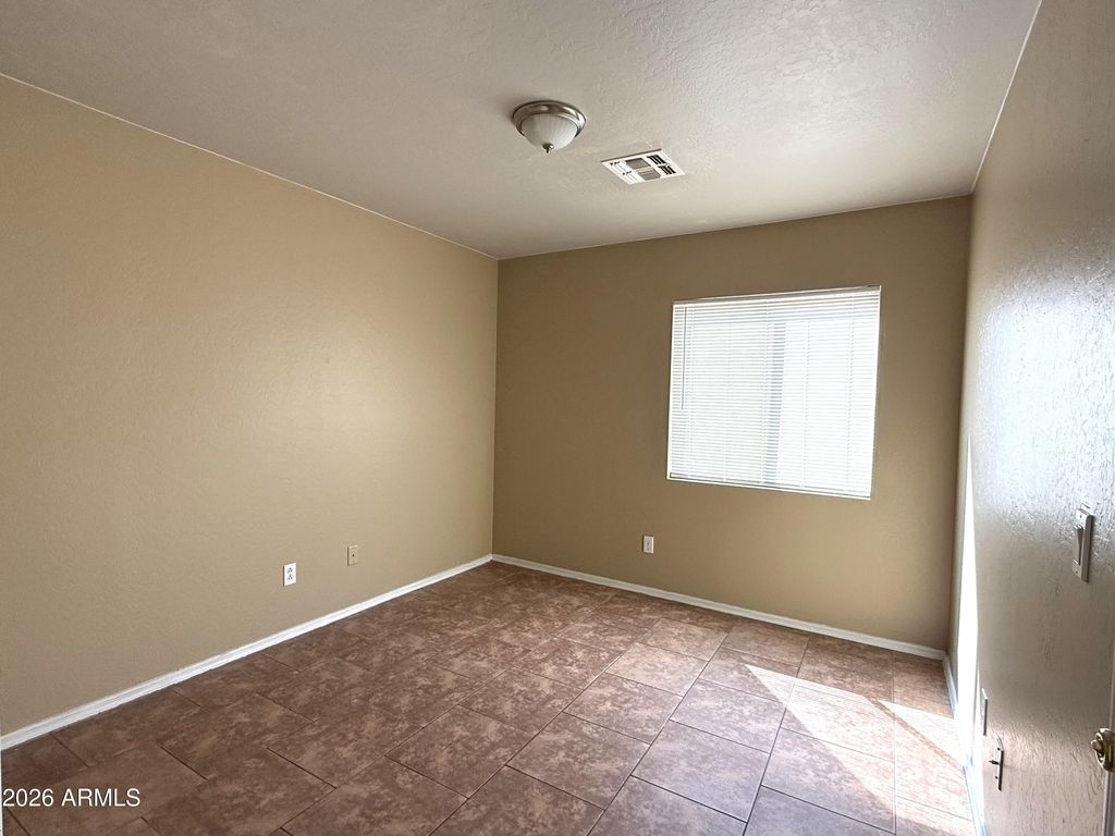 11246 W SELLS Drive, Phoenix, AZ 85037 — photo 5