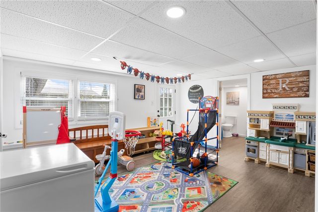 15 Green Street, Cumberland, RI 02864